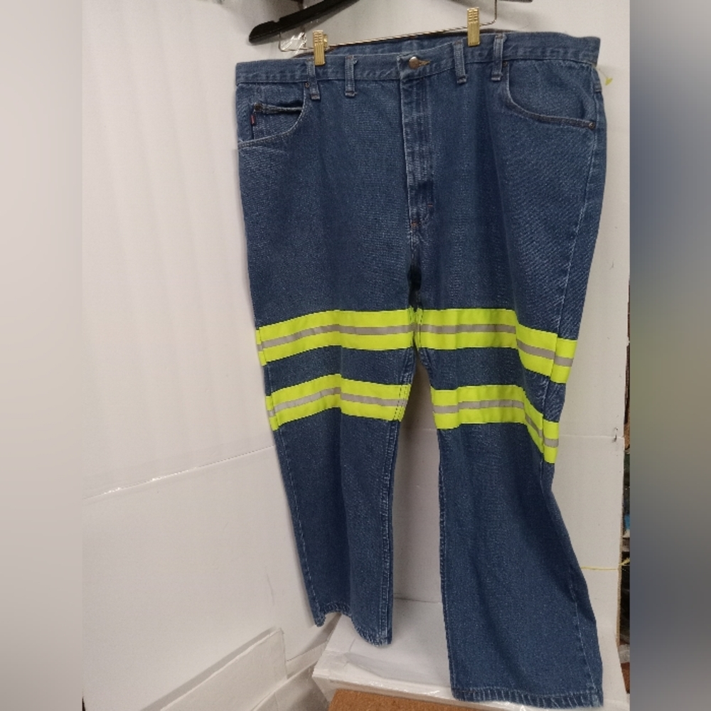 Red Kap Jeans Reflective Safety Work Blue  Size 44x 27 SEE MEASUREMENTS